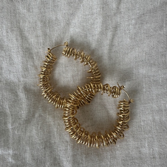 Gold hoops - Picture 4 of 5